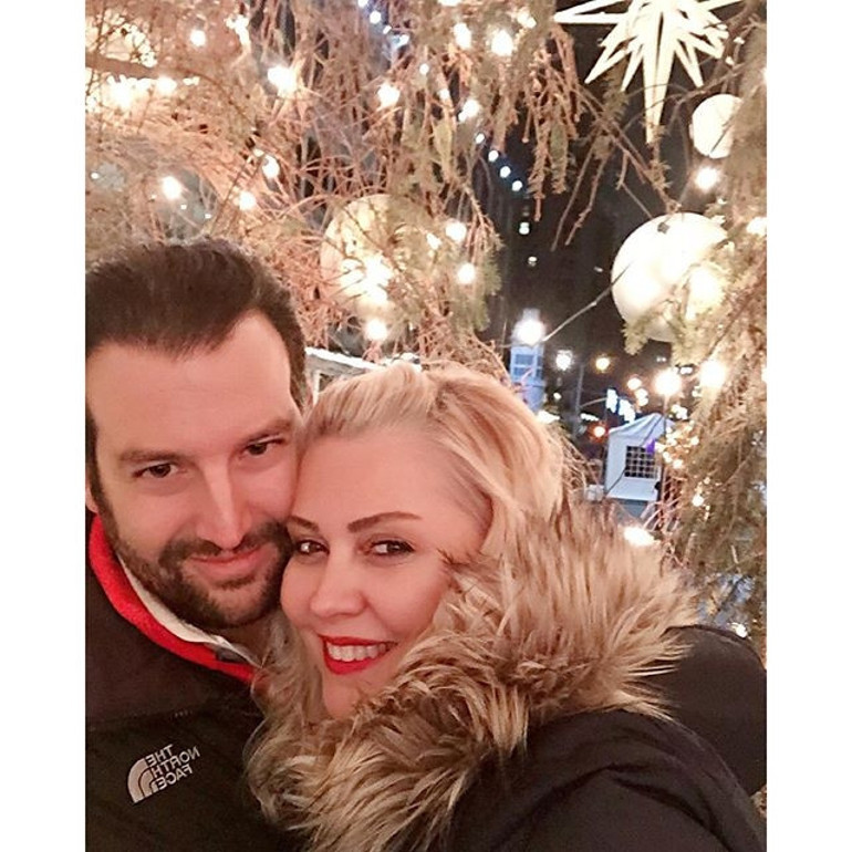 Ünlü isimlerden romantik yeni yıl mesajları