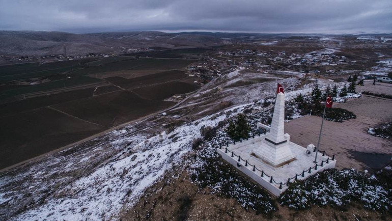 Tarihi keşif: Kefensiz yatan binlerce kahramana ulaşıldı