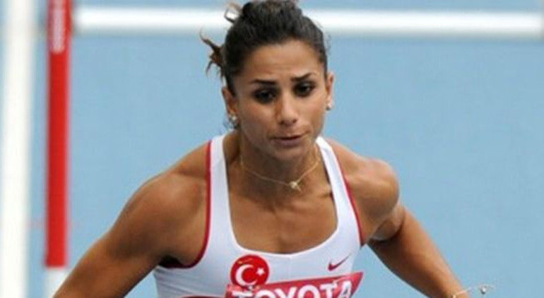 Survivor Nagihan Karadere kimdir