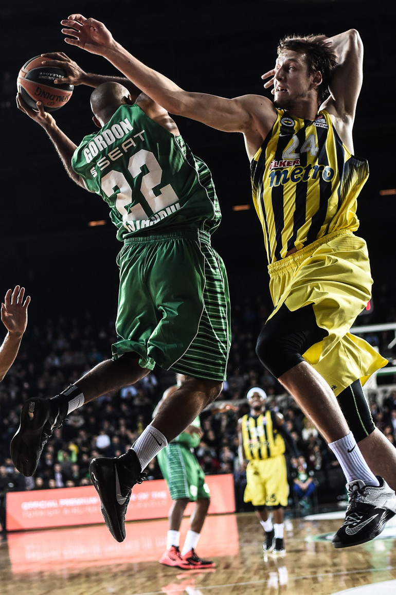 Darüşşafaka Doğuş: 100 - Fenerbahçe: 106