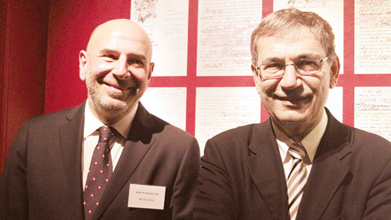 Masumiyet Müzesi Londra’da vitrine çıktı Barcelona sinyal verdi