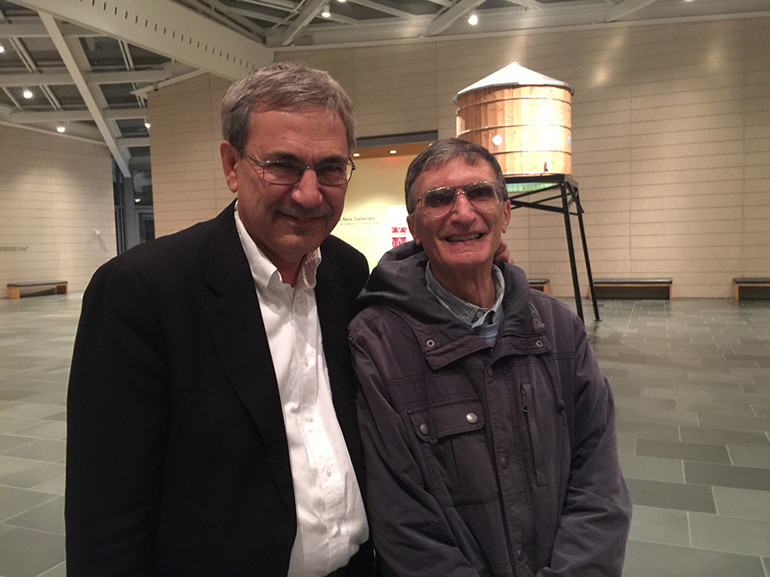 Orhan Pamuk: Bizi terk eden bir babayla büyüdüm