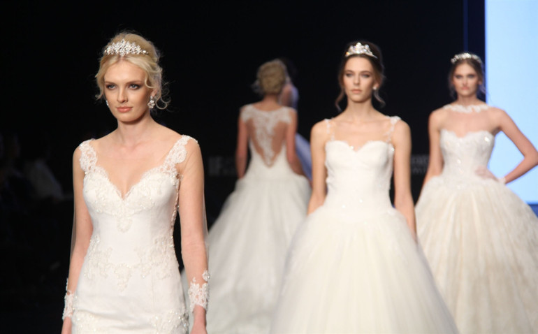 Dünyaca ünlü modacı Alessandra Rinaudo’dan unutulmaz defile
