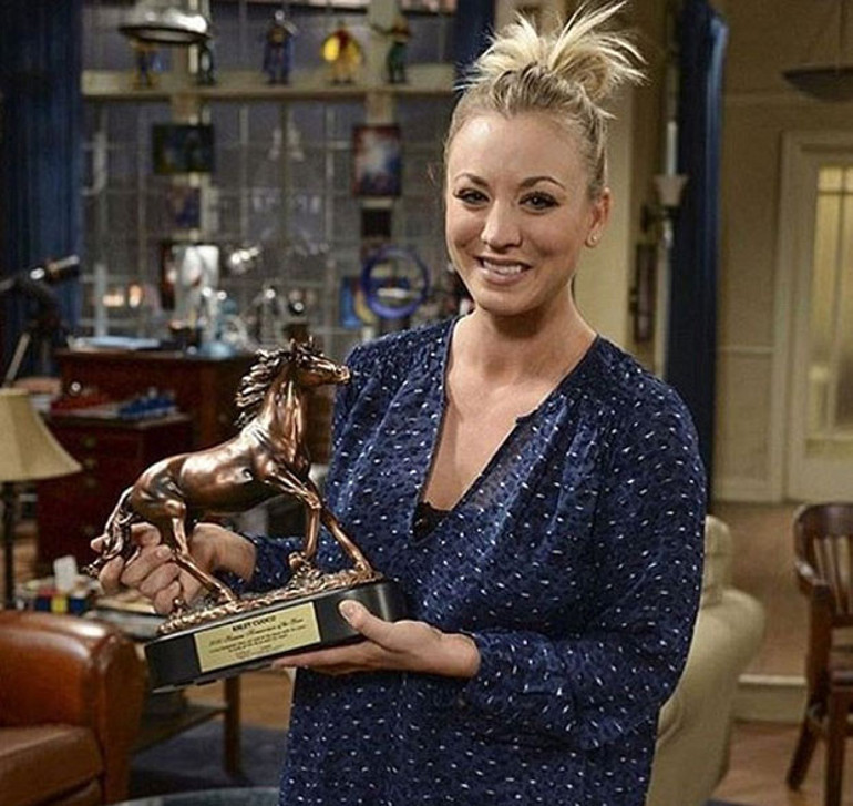 Kaley Cuoco diziden kazandığı milyonları atlara yatırdı