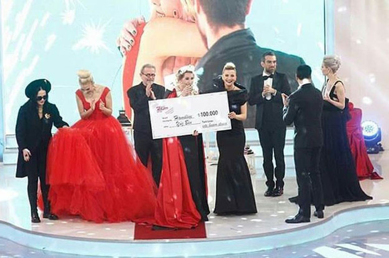 İşte Benim Stilim 2016 Ünlüler şampiyonu Gizem Özdilli oldu