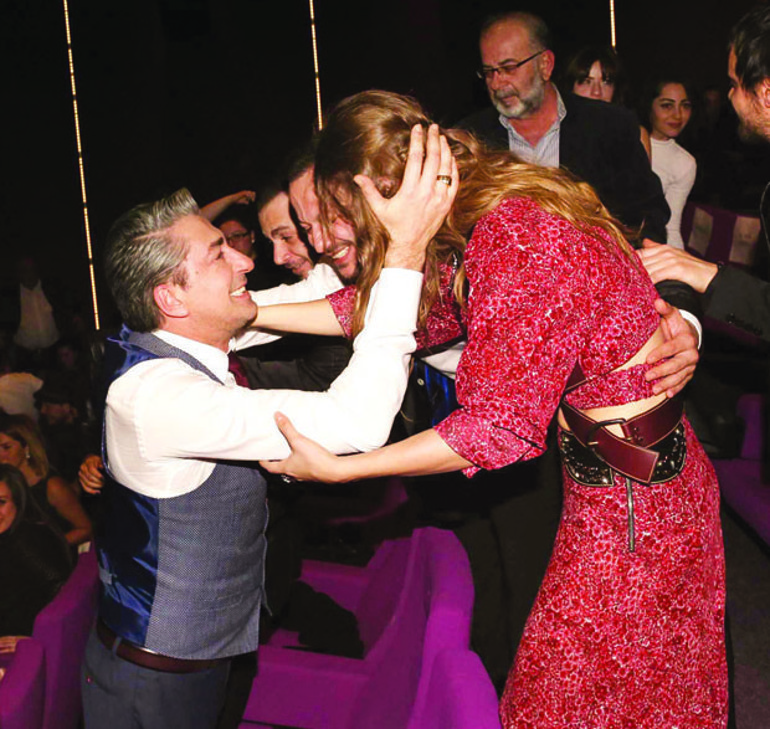 Ünlü isimler Dünyanın En Güzel Kokusu filminin galasında buluştu