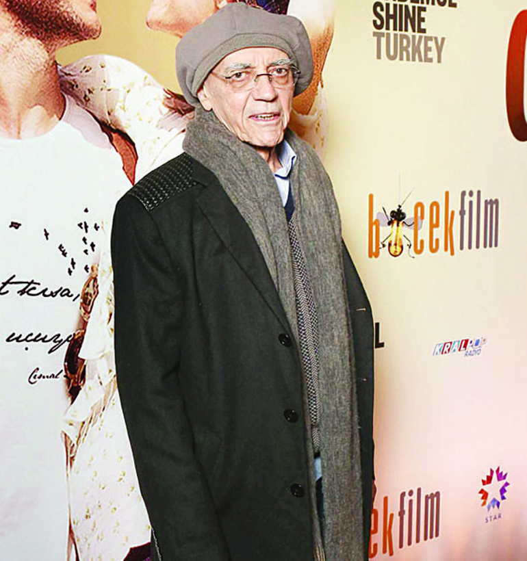 Ünlü isimler Dünyanın En Güzel Kokusu filminin galasında buluştu