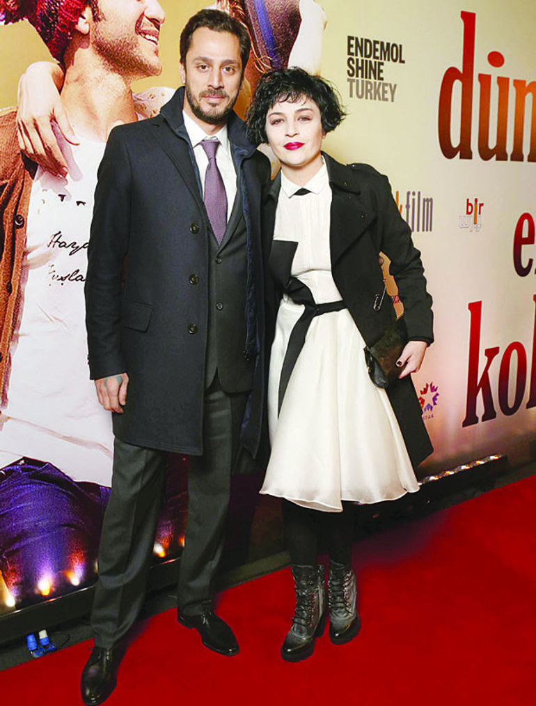 Ünlü isimler Dünyanın En Güzel Kokusu filminin galasında buluştu