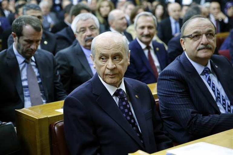 Bahçeli: Sayın Davutoğluna Kibar Feyzo’daki Maho Ağa’yı dikkatle incelemesini tavsiye ediyorum