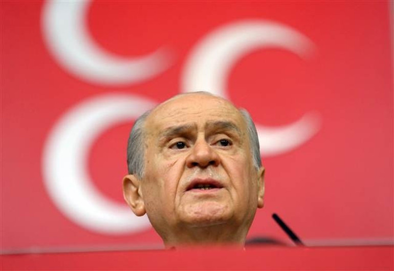 Bahçeli: Sayın Davutoğluna Kibar Feyzo’daki Maho Ağa’yı dikkatle incelemesini tavsiye ediyorum