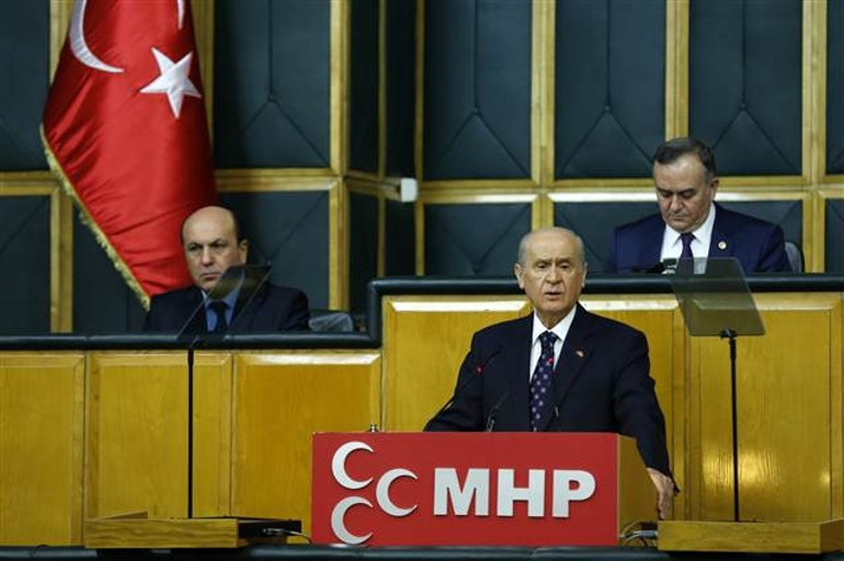 Bahçeli: Sayın Davutoğluna Kibar Feyzo’daki Maho Ağa’yı dikkatle incelemesini tavsiye ediyorum