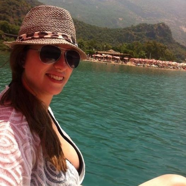 Tam yedi gebelik testinden sonra korkunç gerçeği öğrendi