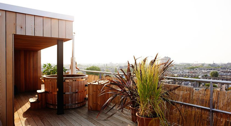 Amsterdam’da 400 TL’nin altında konaklama