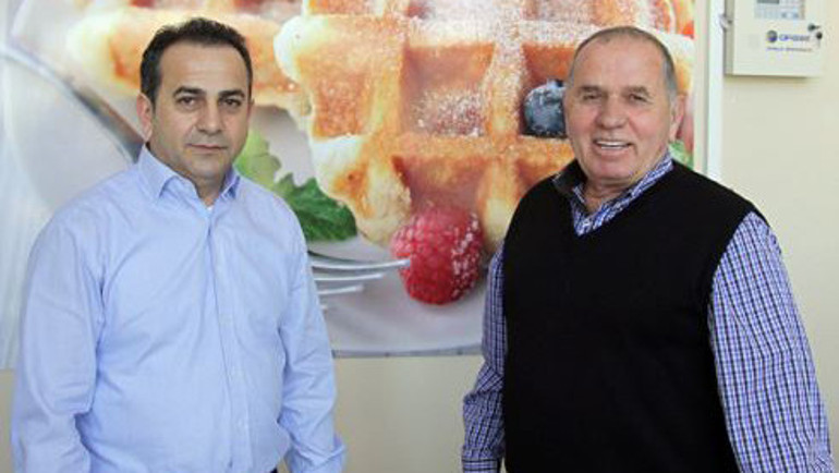 Karpuz satarak başladı şimdi waffle üretiyor