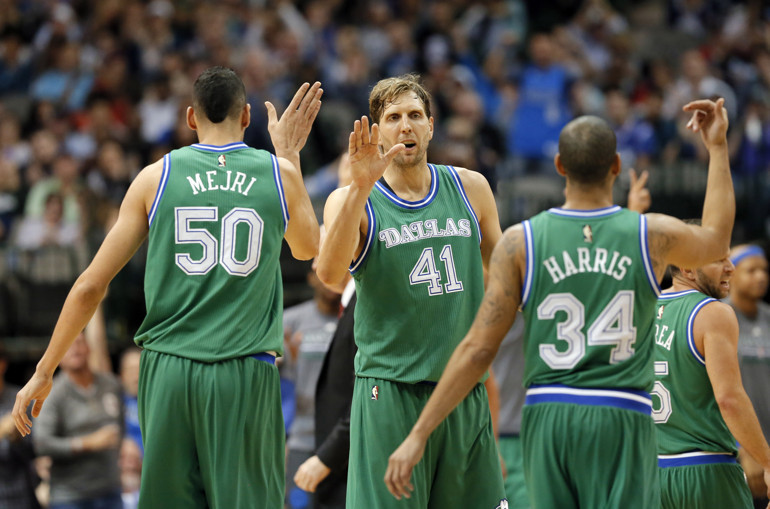 Pelicanslı Davis 59 sayı, 20 ribauntla tarihe geçti