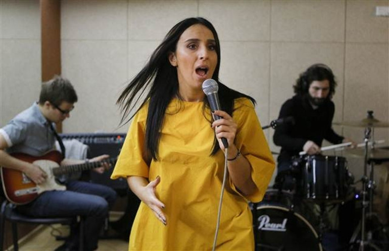 Eurovision Şarkı Yarışması’nda Ukrayna’yı Tatar kızı Jamala (Cemile) temsil edecek
