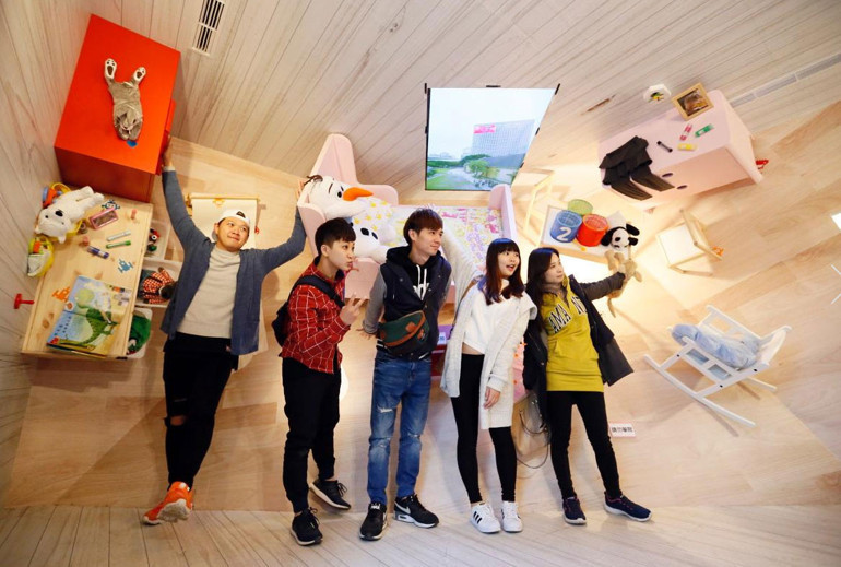 Tersine dünyanın tersine evleri