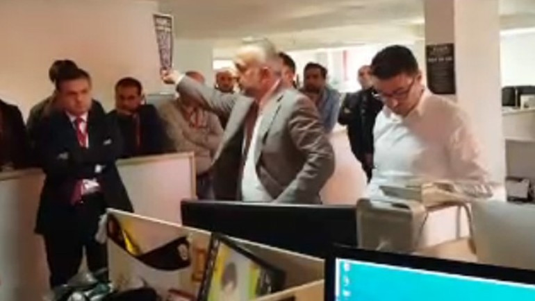 İpek Medya kapatıldı
