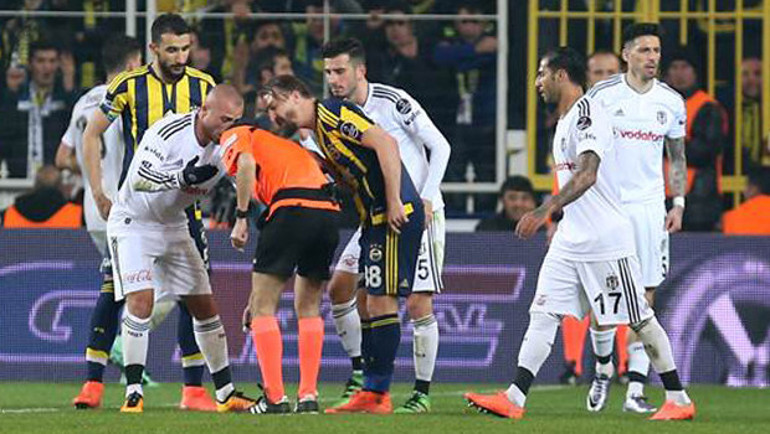 Spor yazarları Fenerbahçe-Beşiktaş derbisi için ne dedi