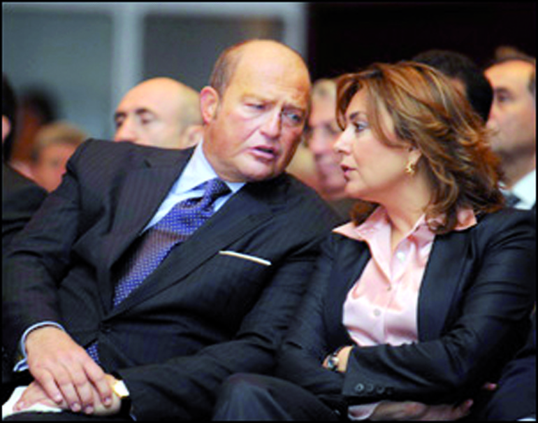 Koç Holding’in Mustafa Koç’a özel hazırladığı dergide kızları babalarını anlattı