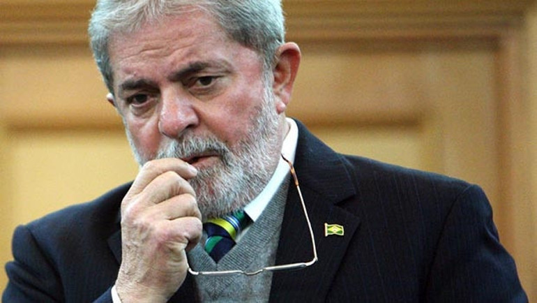 4 parmaklı başkan Lula zor günler geçiriyor