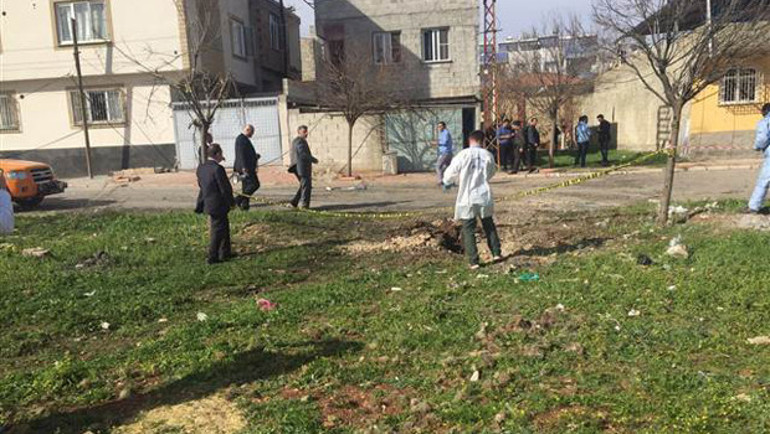 IŞİDin fırlattığı en az 8 roket mermisi Kilise düştü: Biri çocuk 2 ölü