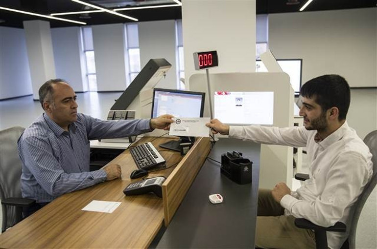 Yeni kimliklerin dağıtımı yarın başlıyor