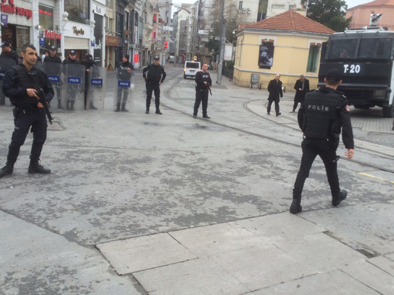 SON DAKİKA: İstanbul İstiklal Caddesinde patlama meydana geldi