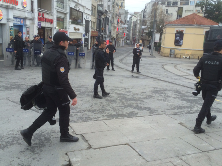 SON DAKİKA: İstanbul İstiklal Caddesinde patlama meydana geldi