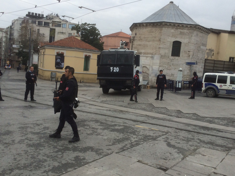 SON DAKİKA: İstanbul İstiklal Caddesinde patlama meydana geldi
