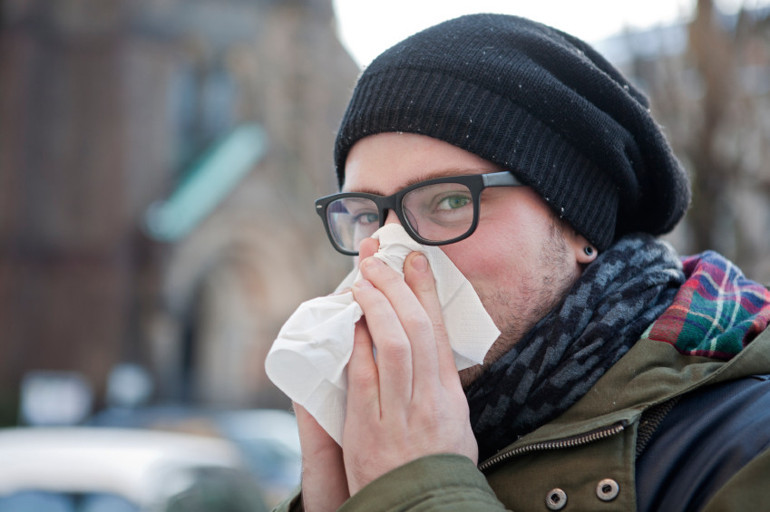 Hastalığınız alerjik nezle mi yoksa soğuk algınlığı mı