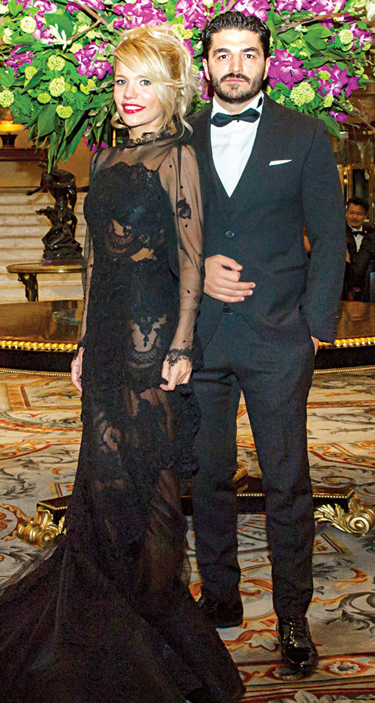 Monaco’da  Küba rüzgarı