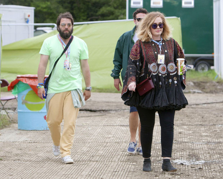 Ünlü şarkıcı Adelein hayranları çok üzülecek