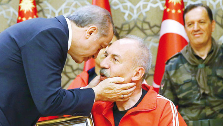 Cumhurbaşkanı Erdoğan: Yeniden yapılanma sürecine girdik yerli-milli polis