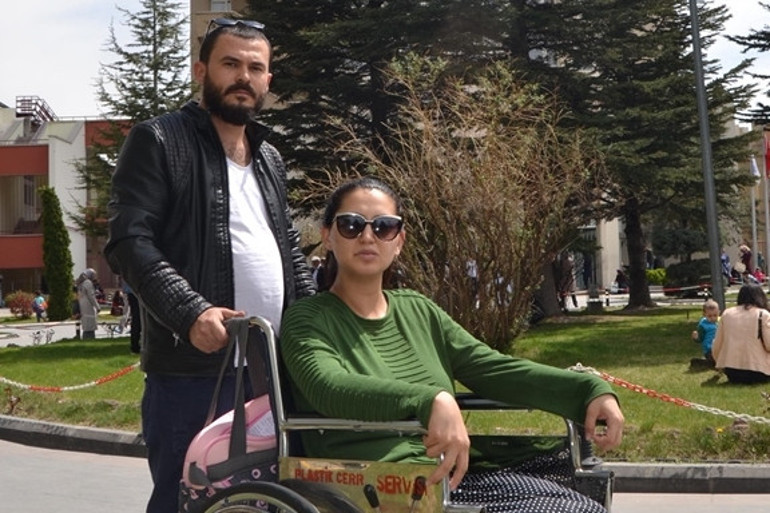 Yanlış iğne kurbanı ’O Ses Türkiye’ yarışmacısı Cennet Nur taburcu oldu