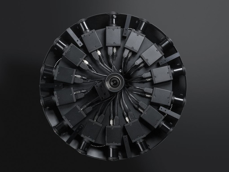 Facebooktan 17 kameralı oyuncak