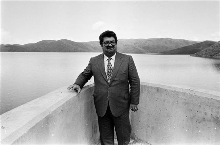8. Cumhurbaşkanı Özal, kabri başında anıldı