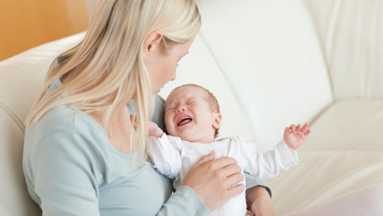 Çocuğunuza yemek yedirirken bunları yapmayın