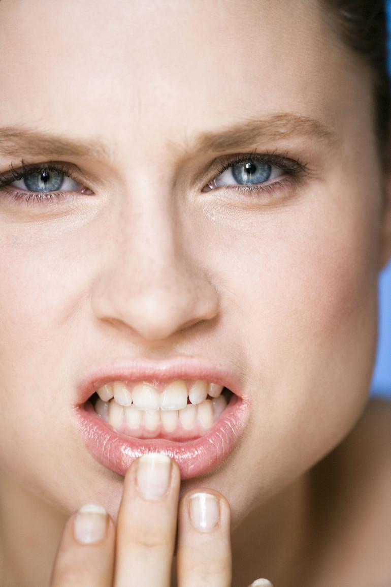 Stres ağız estetiğini bozuyor