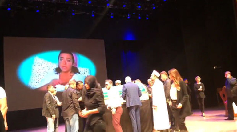 Oya Aydoğanı onbinler uğurladı