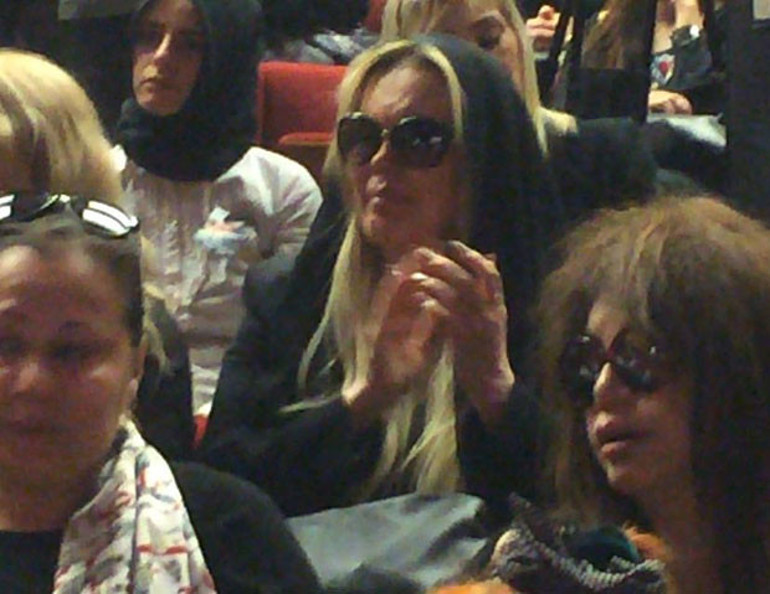 Oya Aydoğanı onbinler uğurladı