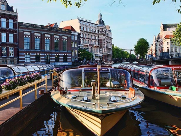 Gece hayatı ile ünlü şehirler