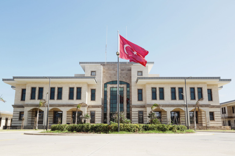 Somali’ye 5 yıllık yardım 1 milyar dolara ulaşıyor