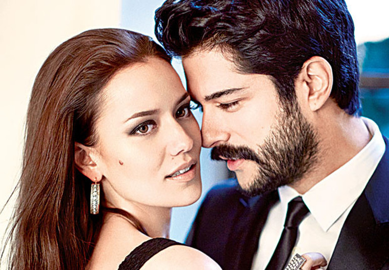“20 yaş küçük” meselesi... Sahi, mesele mi