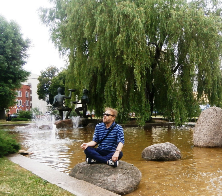 Beyaz Rusyada gece hayatını anlamak için en doğru şehir: Minsk