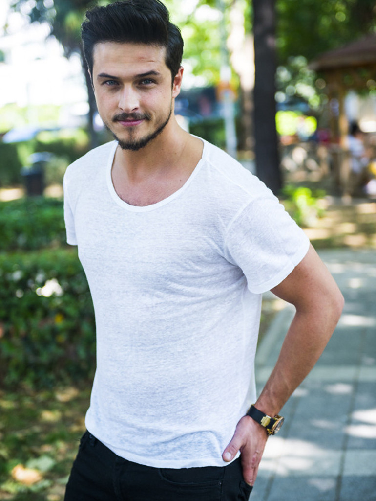 Ne yapayım sevgilim telefonuma bakıyorsa