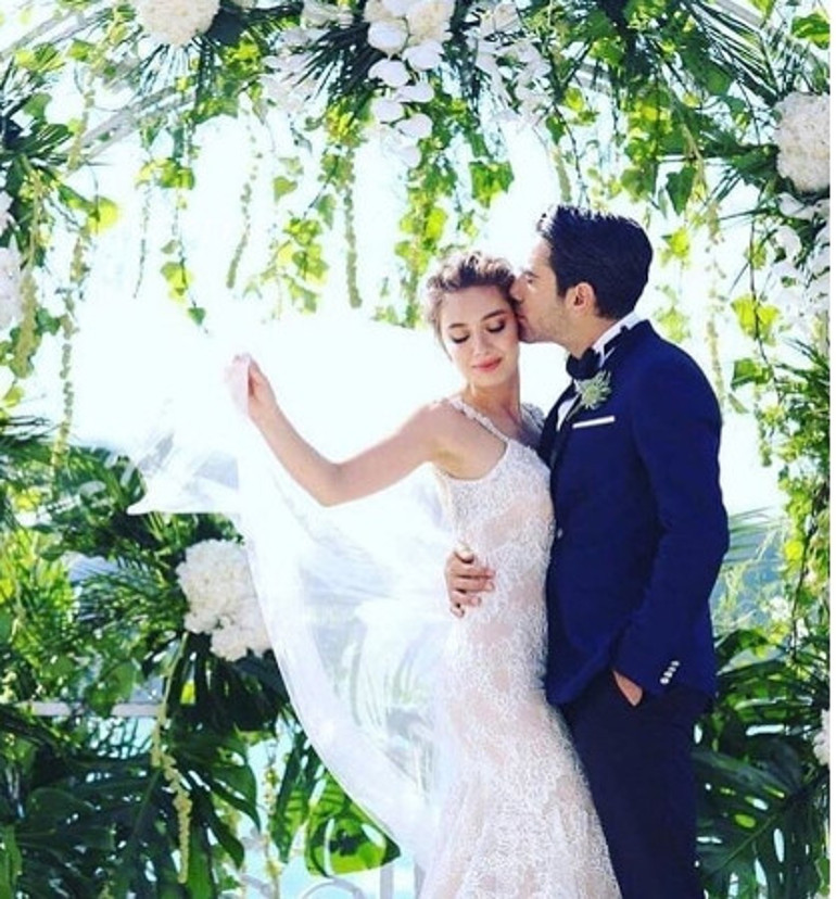 Kadir Doğulu ile Neslihan Atagül evlendi.. İşte o düğünden fotoğraflar