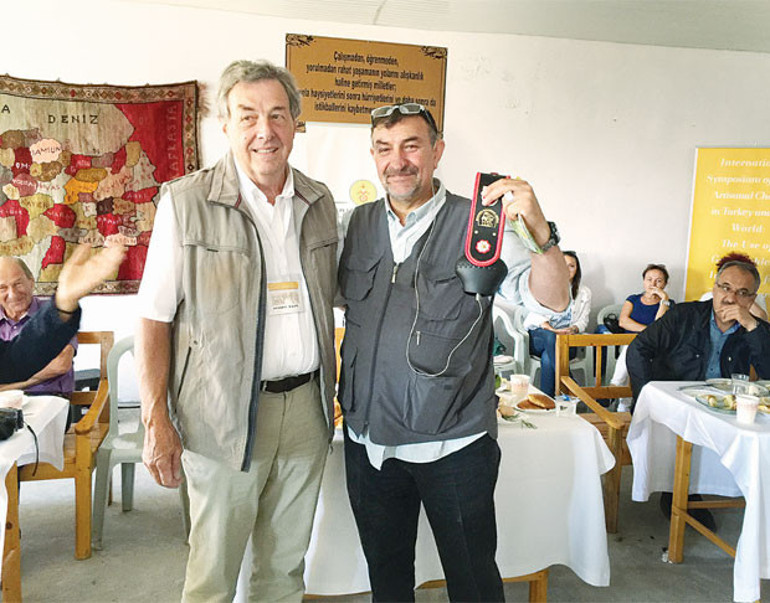 Önce demokrasi sonra yerel, temiz ve adil yemek...