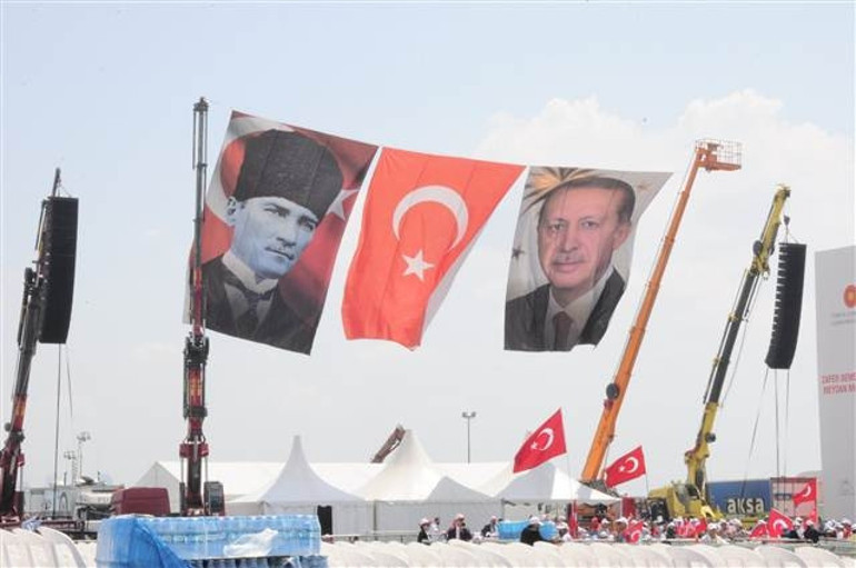 Yenikapıdaki mitinge kaç milyon kişi katıldı