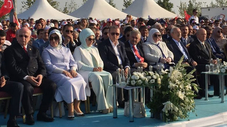 Yenikapıdaki mitinge kaç milyon kişi katıldı